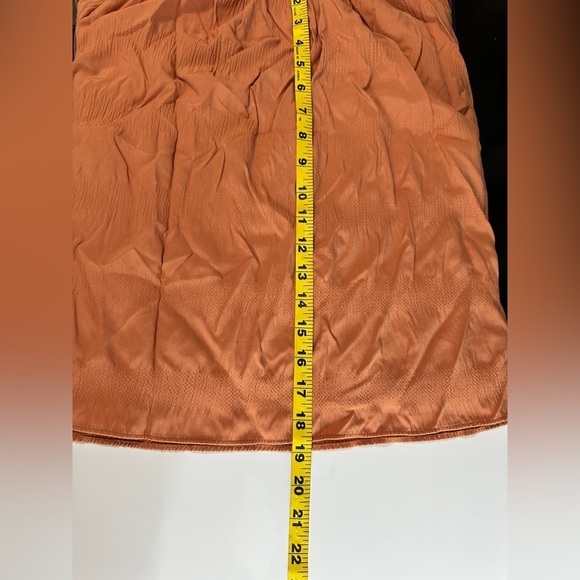 Elizabeth and James All Day Wear Bell Sleeves Over The Shoulder Top Orange Sz S - Picture 8 of 11